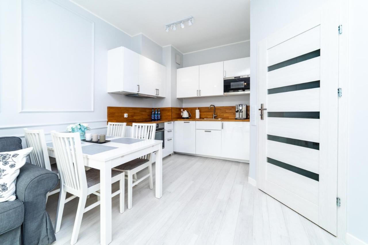 Bright - Neptun Park By Oneapartments Гданск Екстериор снимка
