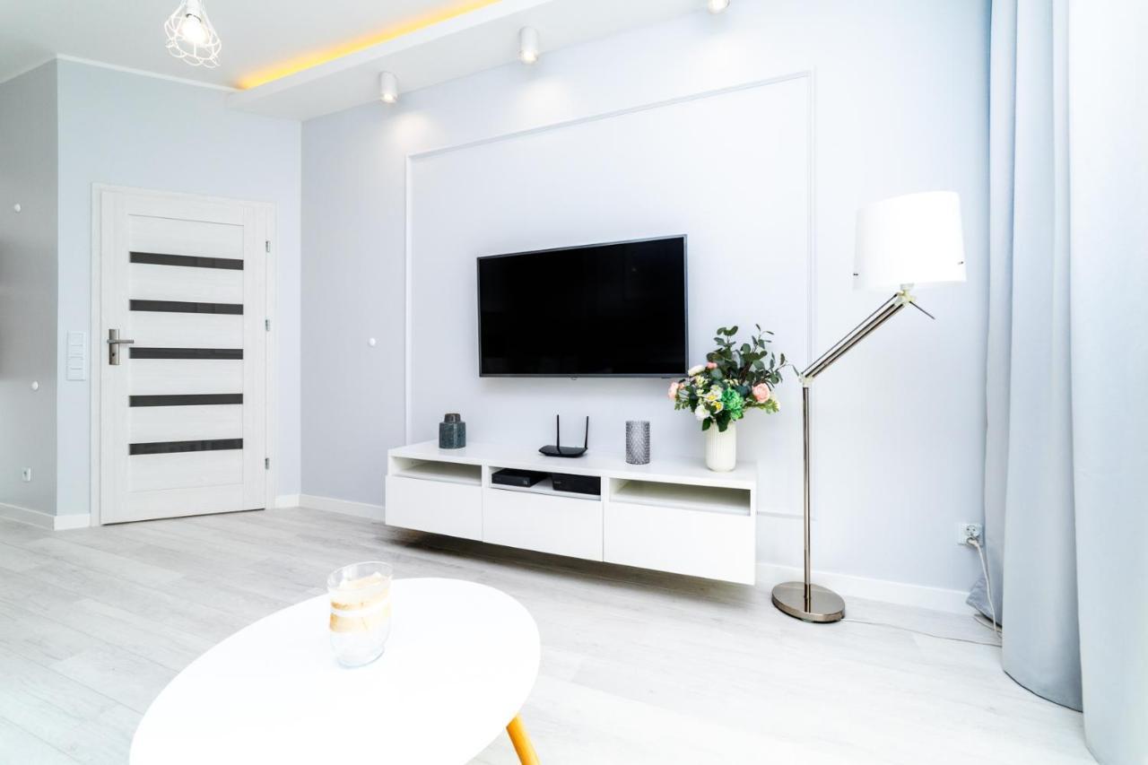 Bright - Neptun Park By Oneapartments Гданск Екстериор снимка